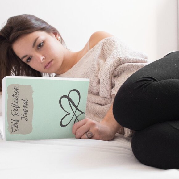 Self-Reflection Journal - 8.5x5.5 Spiral Bound -Calming Colored Guided Workbook - Picture 10 of 17